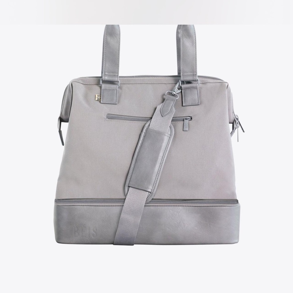 Beis mini weekender bag!💼